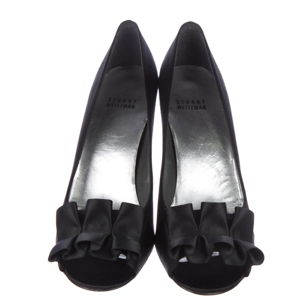 Stuart Weitzman black, satin heels Sz 8